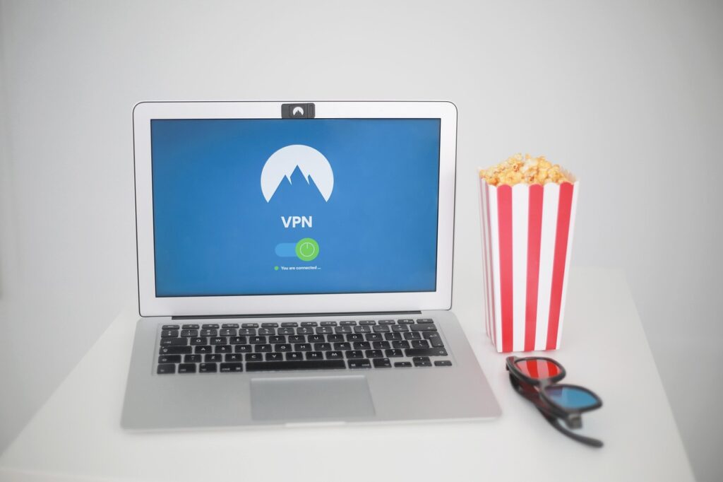 Come usare una VPN in viaggio per accedere ai siti italiani e proteggere i tuoi dati